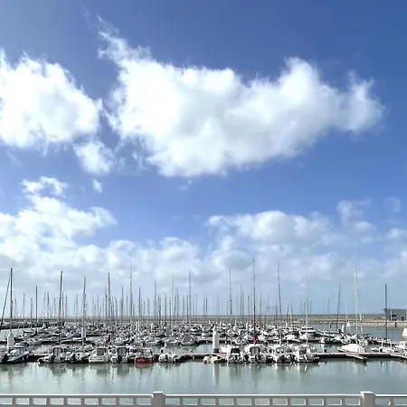 Vivez Le Port De Plaisance - Appartement