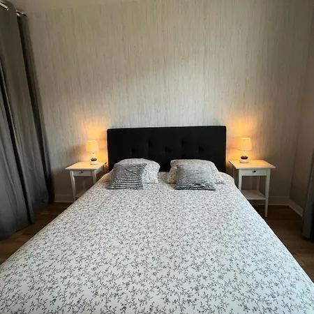 Vivez Le Port De Plaisance - Appartement